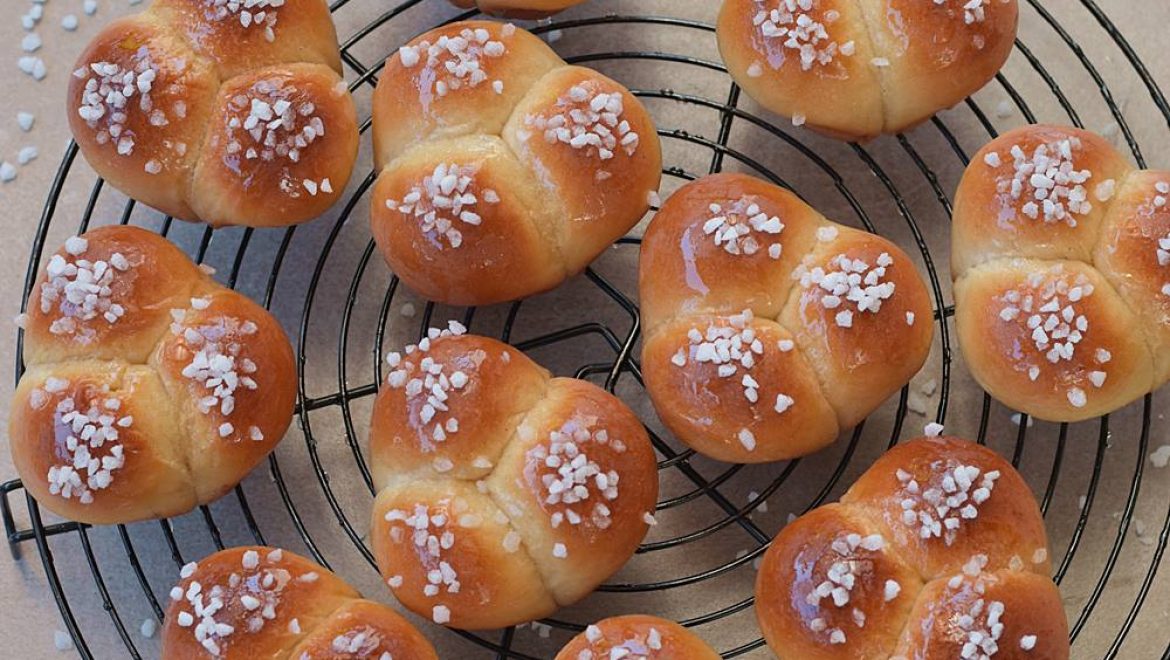 לחמניות מתוקות שמכינים בתבנית מאפינס