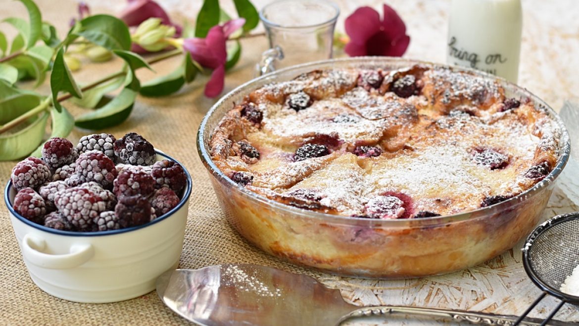פודינג לחם (bread pudding) או עוגת לחם מתוקה