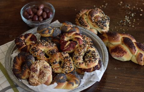בייגלה ירושלמי עם פיצוחים ותבלינים