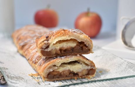 צמת בצק עלים במילוי תפוחים וקרם פאטיסייר
